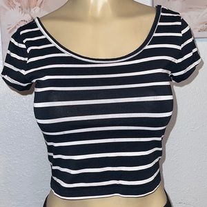 Crop top.